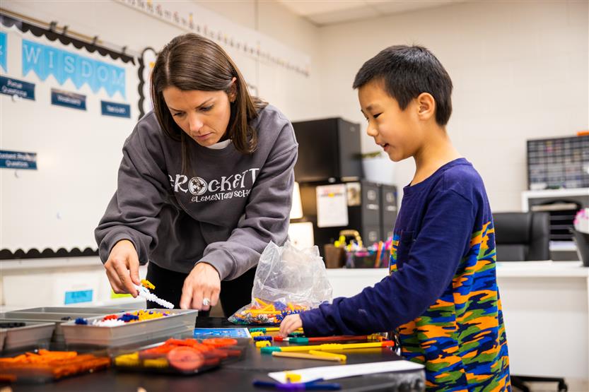 Students enjoy Crockett Elementary's STREAM Night